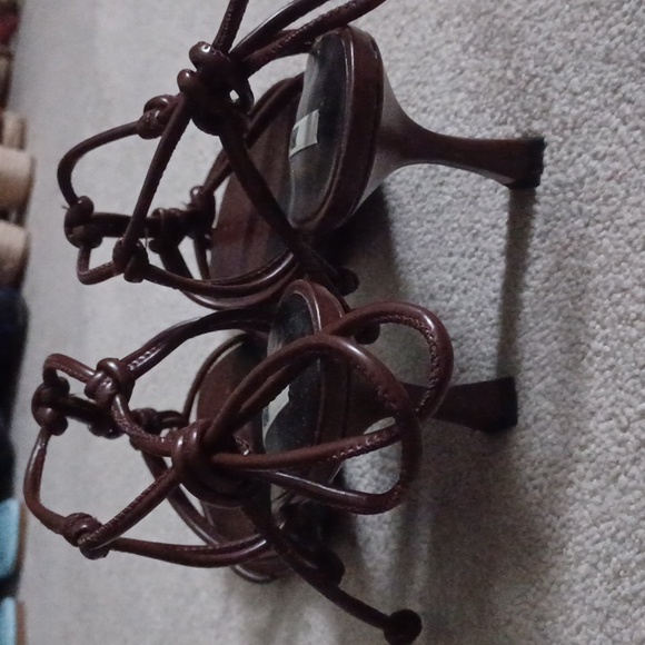 SANDALS - Picture 2 of 3